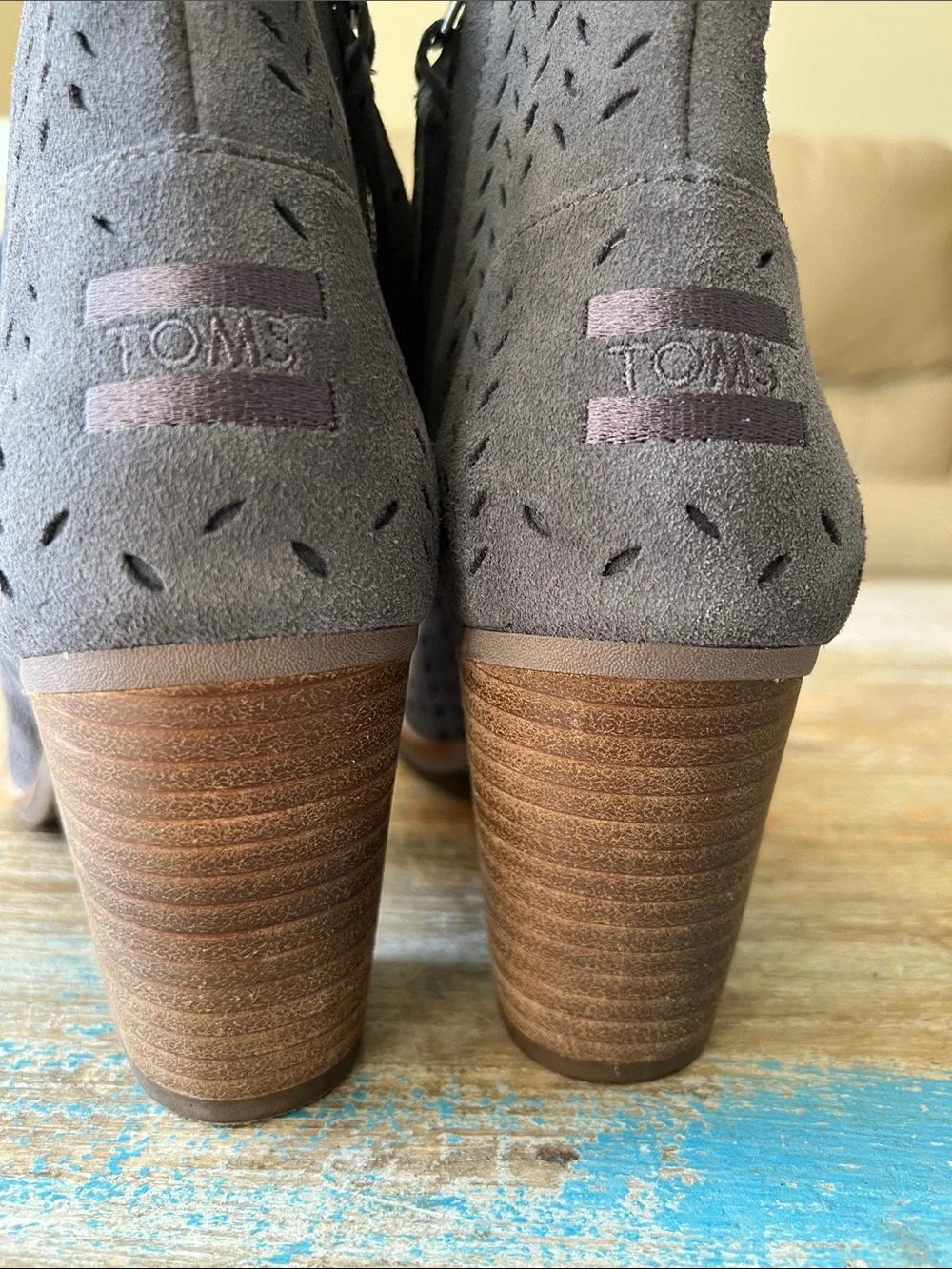 TOMS FORGED IRON SUEDE MAJORCA PEEP TOE BOOTIES GREY PERFORATED LEAF Size 9